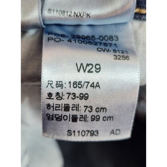 Levi Strauss & Co. womens sz 29 mid length shorts blue jean med wash - Picture 13 of 13